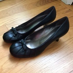 NIB Franco Sarto Black L-Emporia Lustre Pu…